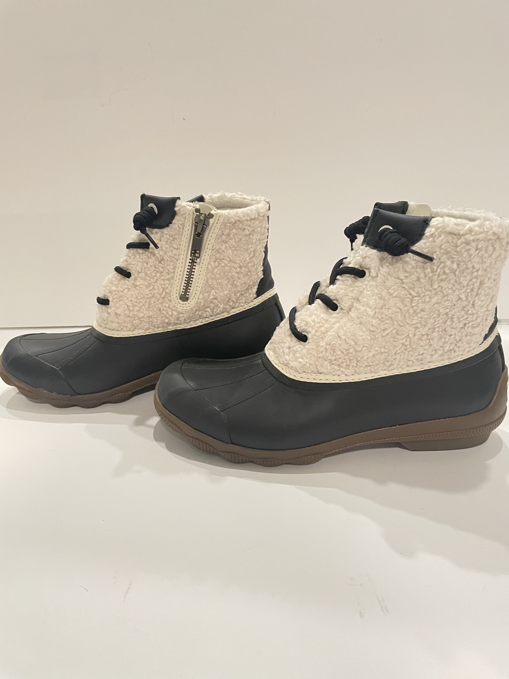 Sperry Womens Cream Sherpa and Black Waterproof Lace-Up Boots